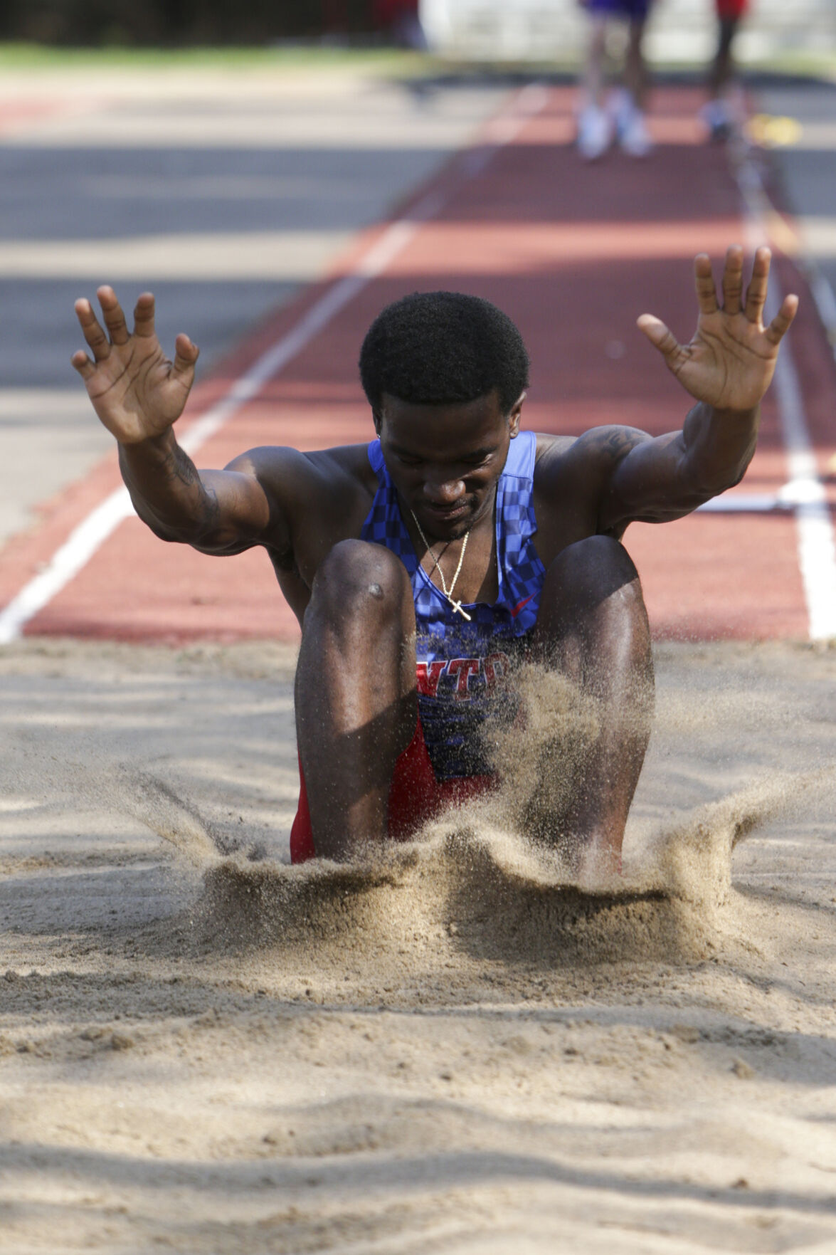 051222-qc-spt-district track-108.jpg